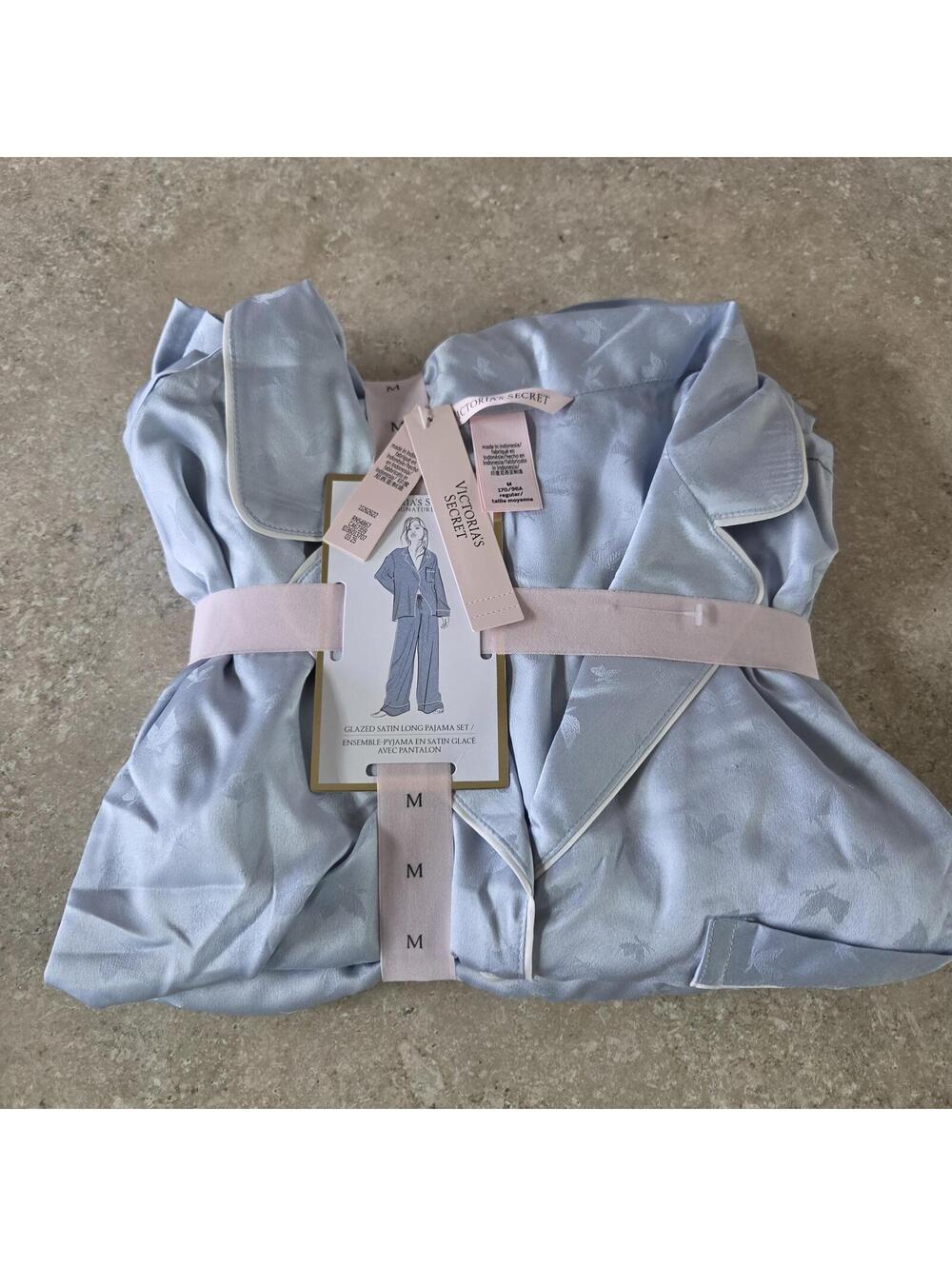 Victoria's Secret Signature Glazed Satin Long Sleeve Pajama Set Medium